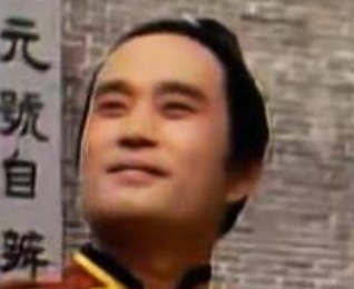红楼梦中宝钗为何将薛蟠带的礼物多分了一份给黛玉？