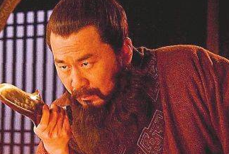 蒯越是什么人？曹操为了这个人决定攻打荆州