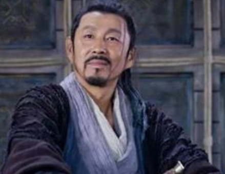 在古代所有人见到皇帝都要行礼 刘邦是怎么避免父亲向自己跪拜的