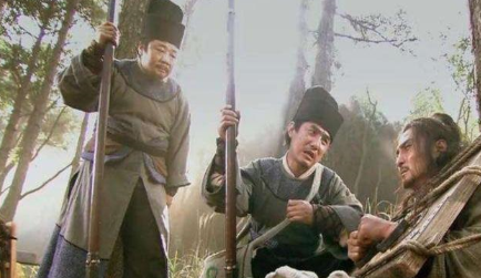 鲁智深和林冲再次见面时，为何显得那么陌生了？