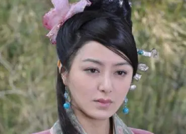 水浒传中，卢俊义的妻子为什么与管家私通？