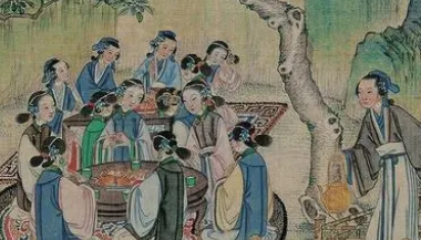 《红楼梦》贾家抄家后之后，宝玉身边的麝月还在吗？