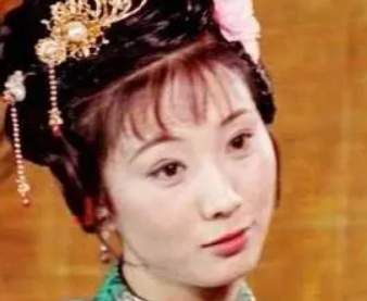 红楼梦四春中，贾母最疼爱的孙女是谁？