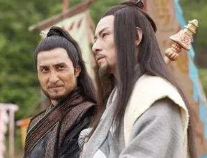 李勣的一生对唐朝贡献极大，为什么会被武则天挖坟掘墓？