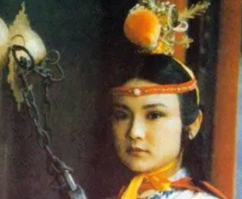 红楼梦中夫妻蕙与并蒂菱之间有何含义？