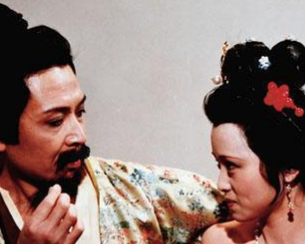 红楼梦中自己的生日寿宴时贾敬为何不参加？秦可卿为什么也没去？