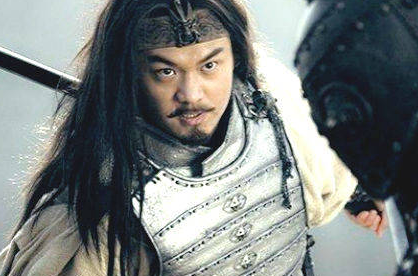 吕布武力方面顶尖，为何很少人奉他为英雄呢？