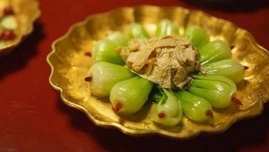 《尚食》冲进热度榜前三，口碑收视双丰收