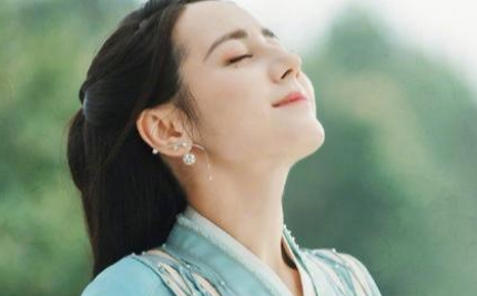 《与君初相识》青姬是最痴情女配，大结局中留下了遗憾