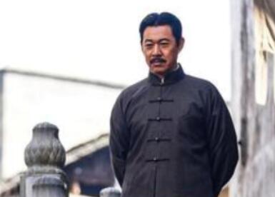 《一代洪商》开播，张丰毅剧中表现怎么样？