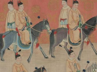 红楼梦元春省亲回到家后的第一件事情是做什么？为何要更衣