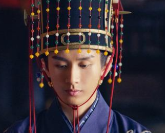 《山河月明》冯绍峰饰演的是谁？演技怎么样？