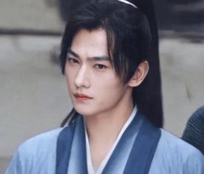 《且试天下》丰兰息的武功被废了吗？