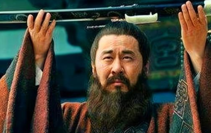 曹操与刘备互相视为英雄，但为何取得的成就如此悬殊？