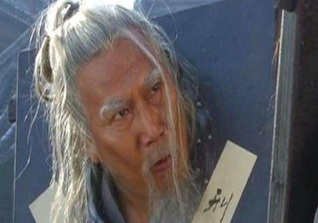 李善长作为功臣又是70多岁高龄 朱元璋为什么还要将他灭门