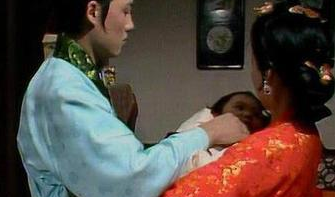 贾母过生日礼物收了那么多，为何贾琏夫妇还是觉得没钱？