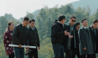 《幸福到万家》万善堂是怎么把儿子传家宠坏的？