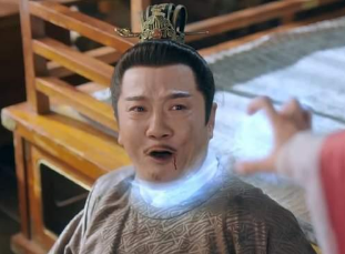 《沉香如屑》大师兄对颜淡照顾有加，唐周嫉妒得不行