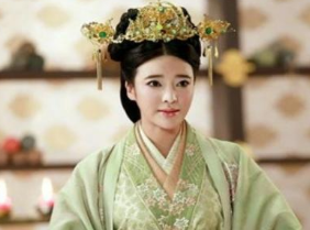 李夫人因为容貌让汉武帝铭记一生，可惜死后才有尊荣