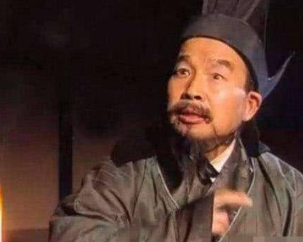 贾诩和司马懿都在朝堂为官 两人到底是什么关系