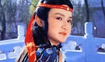 《红楼梦》贾宝玉真的不学无术，一点人情世故都不懂吗？