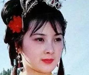 红楼梦中惜春看似无情其实有情，为何这么说？
