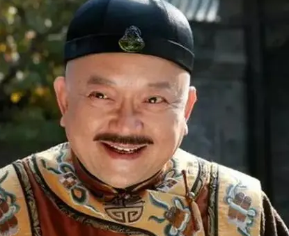 和珅贪污的钱财那么多 乾隆为什么到死都没有杀和珅