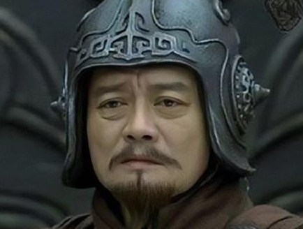 东汉末年袁术敢冒天下之大不韪称帝 袁术到底有什么资本存在