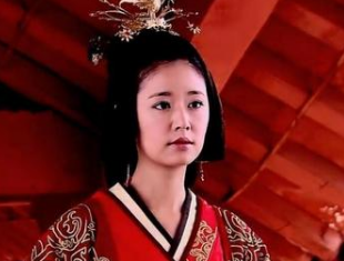 历史上窦漪房和汉文帝之间的关系如何？她是如何保住后位的？