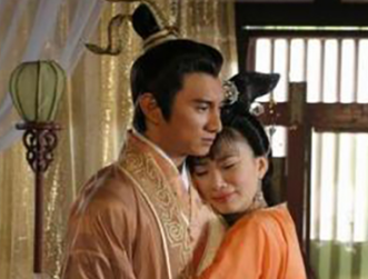 探索李煜与小周后之间的爱情，李煜将深深爱意体现在一首词中