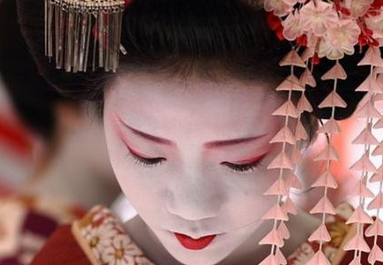 日本艺伎妆面是怎么来的？详解日本艺伎妆面发展史