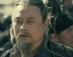 李斯为什么会选择拥立胡亥即位呢？