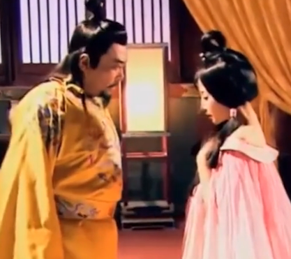 后宫中的宫女那么多 皇帝为什么非要用太监伺候自己