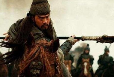 关羽在败走麦城的时候 关羽为什么不假扮普通人