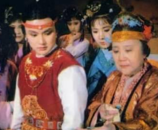 红楼梦黛玉进贾府那天，贾母骂王夫人是因为什么？