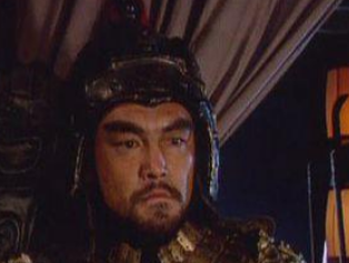 潼关之战中马超逃走真的是因为许褚在场？