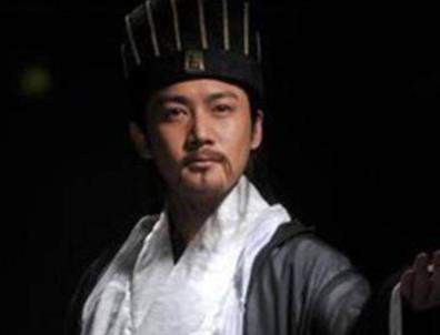 诸葛亮当初为什么选择投靠刘备？