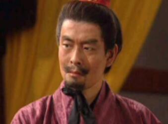 孙策临死前为何要让张昭当托孤重臣呢？