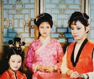红楼梦王夫人执意将晴雯撵出贾府的原因是什么？