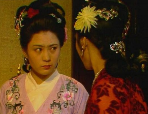 红楼梦中赵姨娘在贾府是什么地位？多有厉害？
