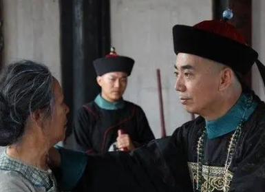 施公案第14回：二役复入莲花院，两官再三定宁计
