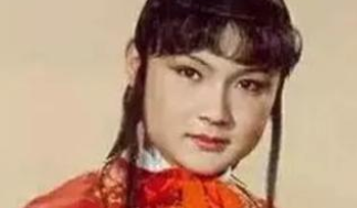 《红楼梦》中的贾宝玉为什么那么排斥仕途经济？