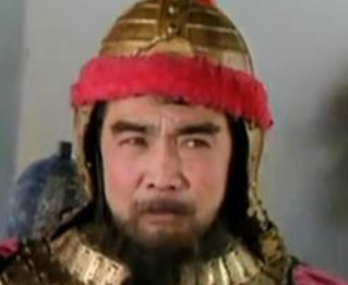 官渡之战中袁绍相比曹操有哪些优势？他为何会败？