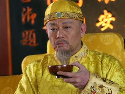 嘉庆在位时期又不是昏君 清朝为何在他手里走向衰落