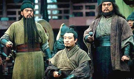 为什么说赵云不被刘备重用？是因为他没有结拜吗？