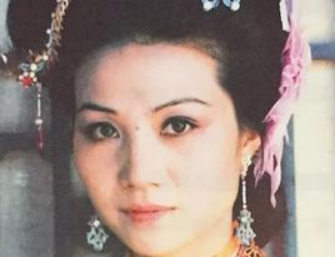 红楼梦中赵姨娘为何会突然发病？贾政是什么态度？