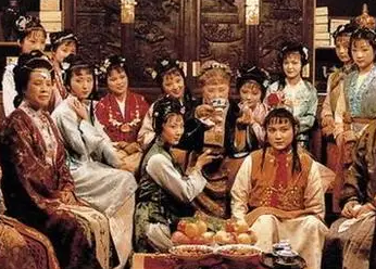 红楼梦中贾府为何如此有钱？他们的钱是从哪来的？
