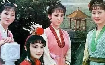 《红楼梦》麝月叫袭人“花大奶奶”，其中是否包含恶意？