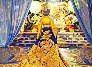 武则天做了十五年女皇，她在位期间有哪些贡献？