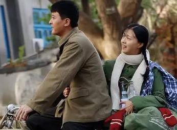 《我最爱的家人》演员阵容如何？历史背景是什么？